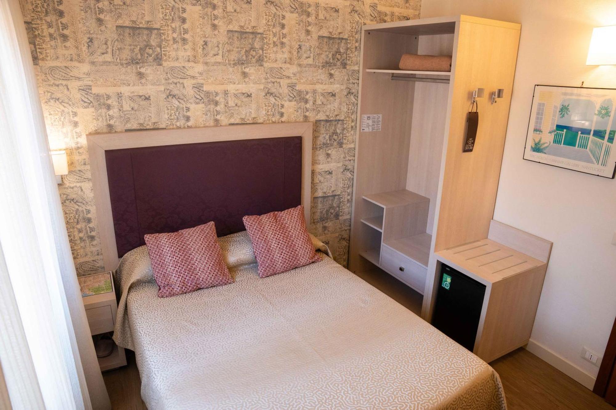 Hotel Pardini ヴィアレッジョ エクステリア 写真