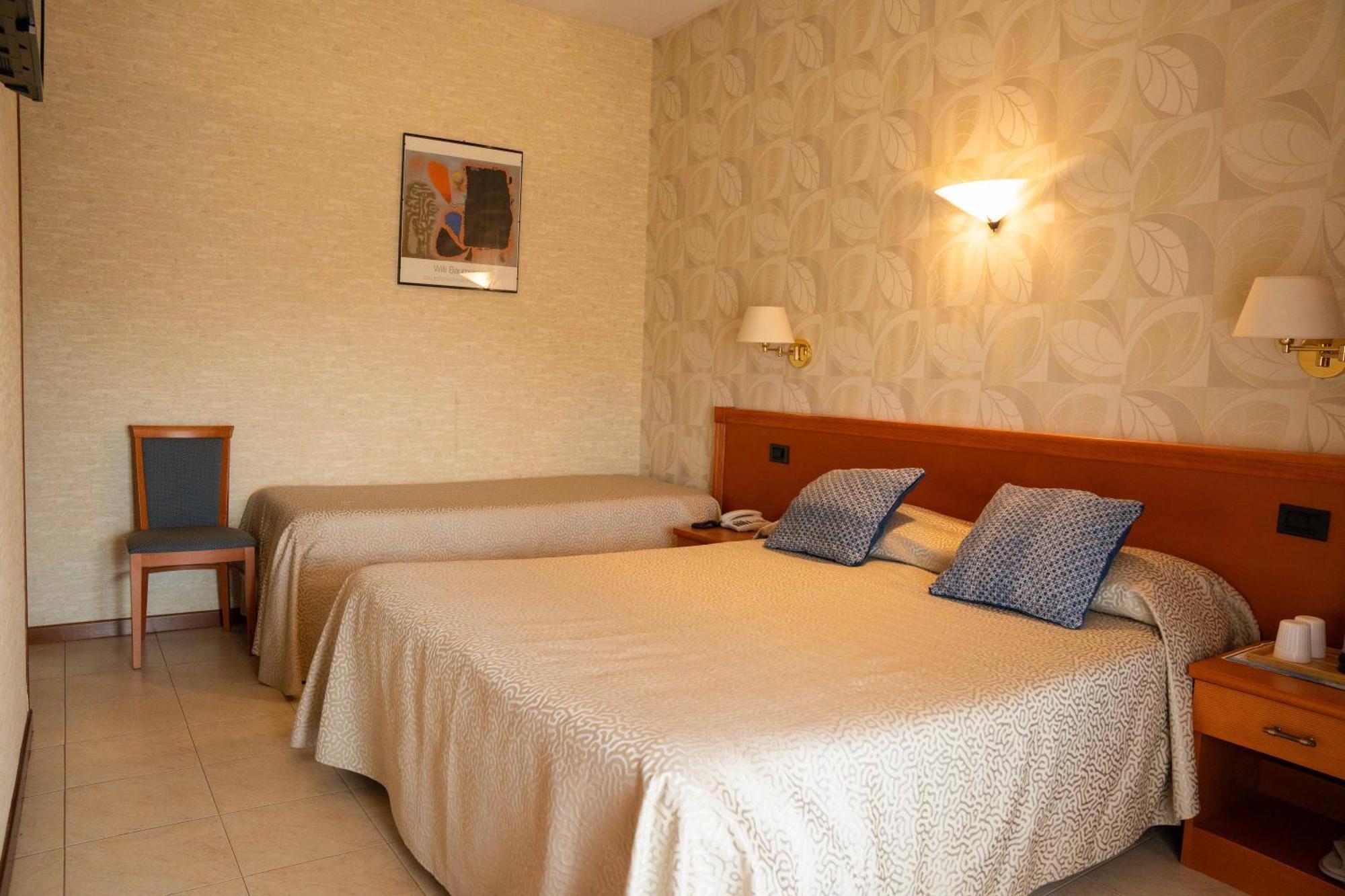 Hotel Pardini ヴィアレッジョ エクステリア 写真