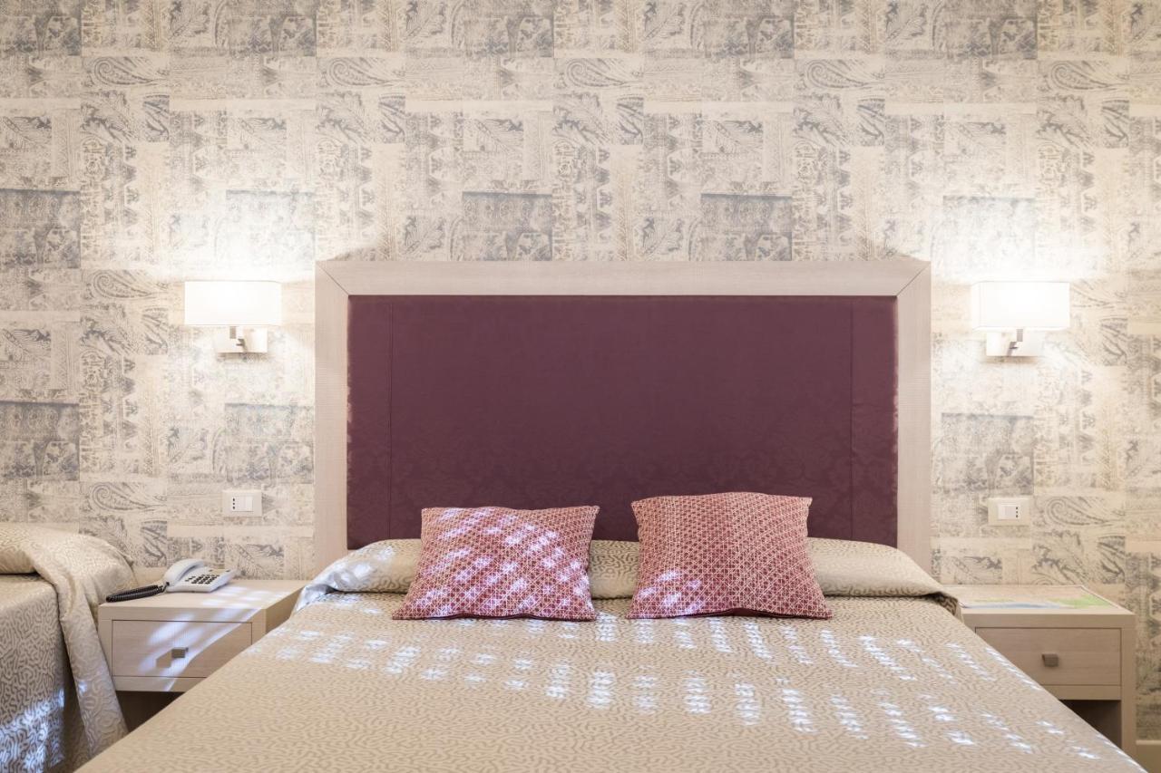 Hotel Pardini ヴィアレッジョ エクステリア 写真